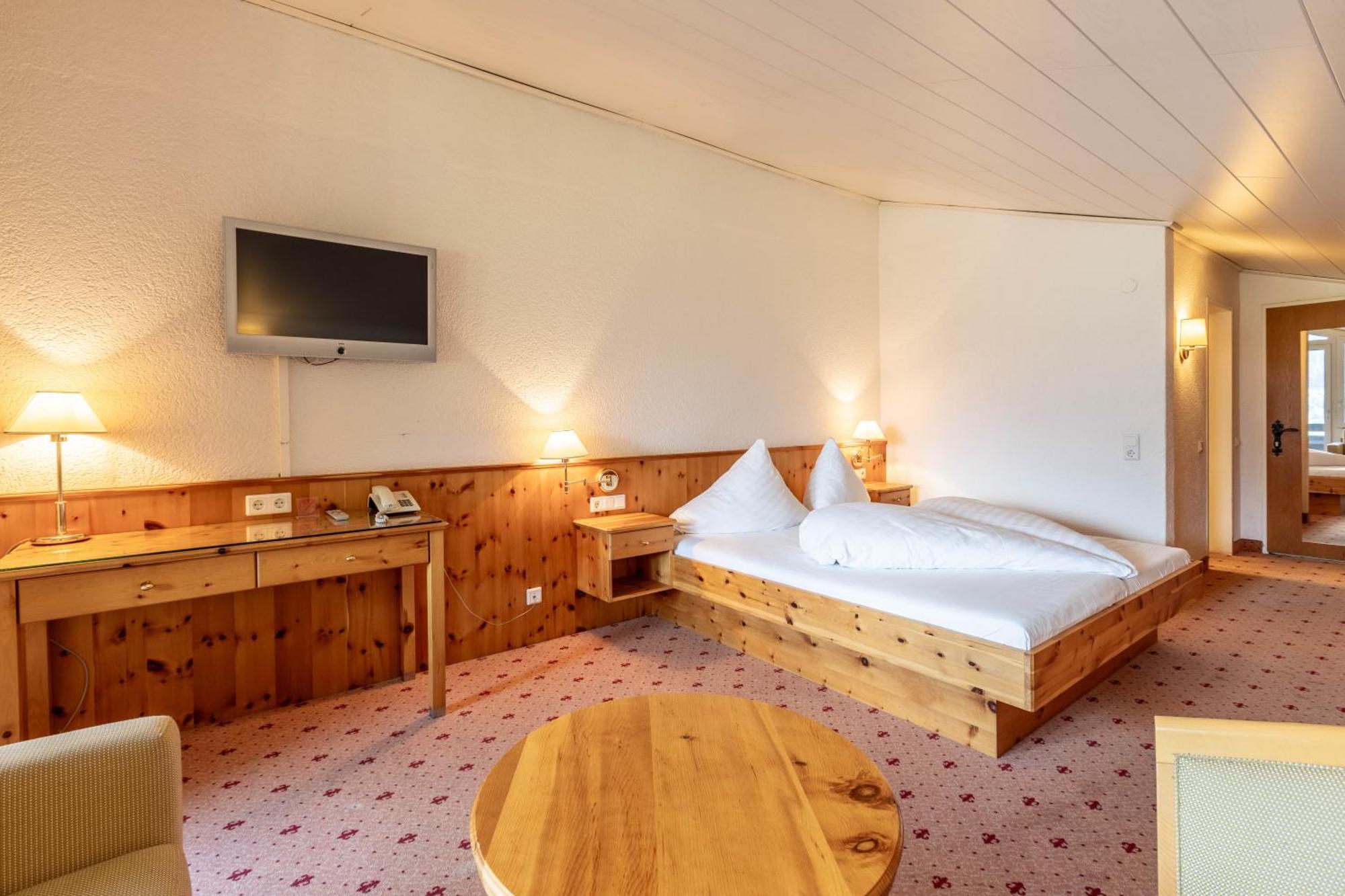 Keyone Rooms Montafon Schruns Exterior foto
