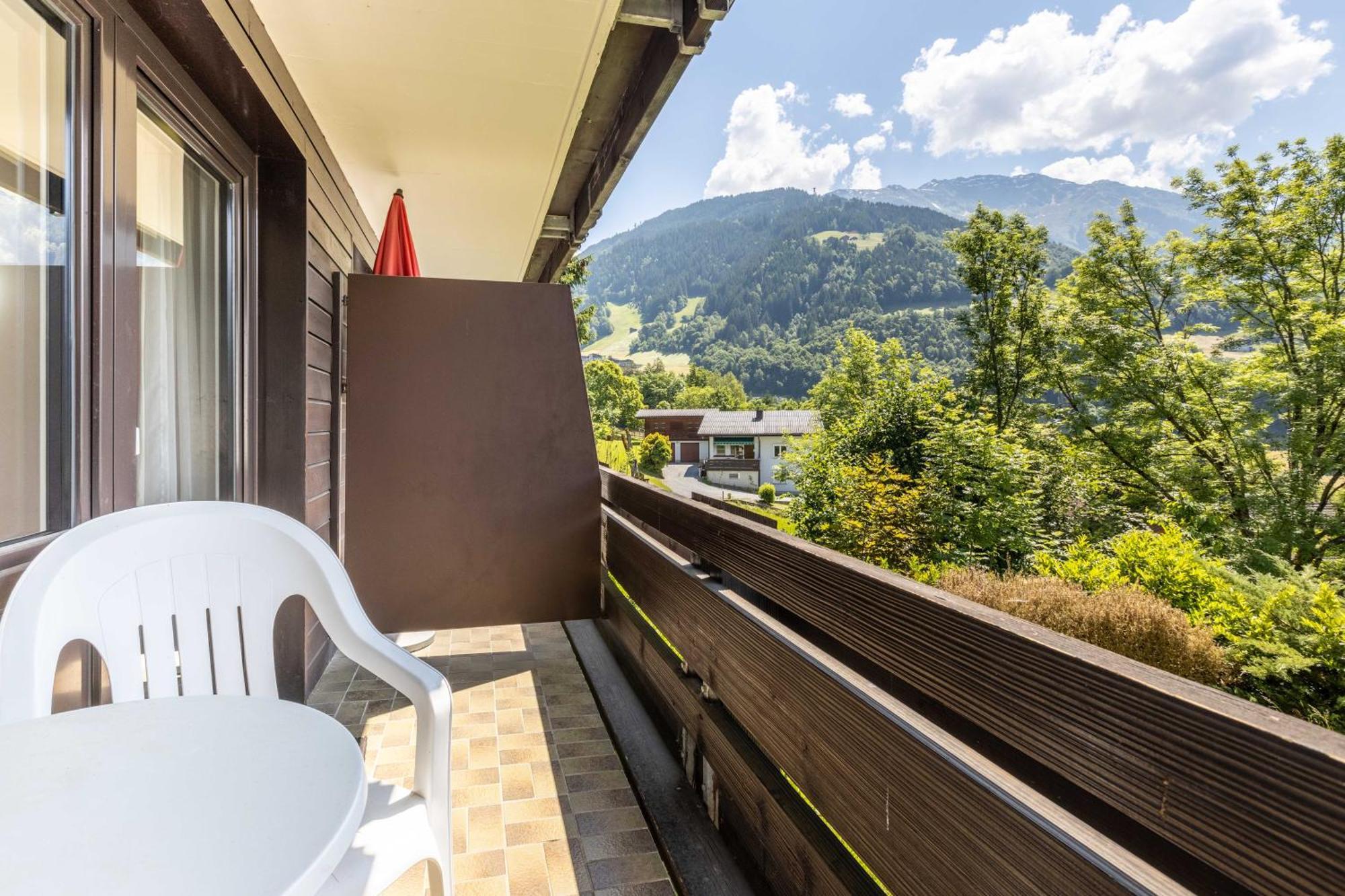 Keyone Rooms Montafon Schruns Exterior foto