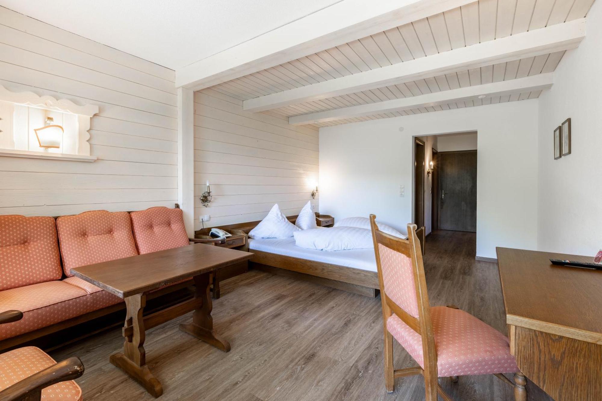 Keyone Rooms Montafon Schruns Exterior foto